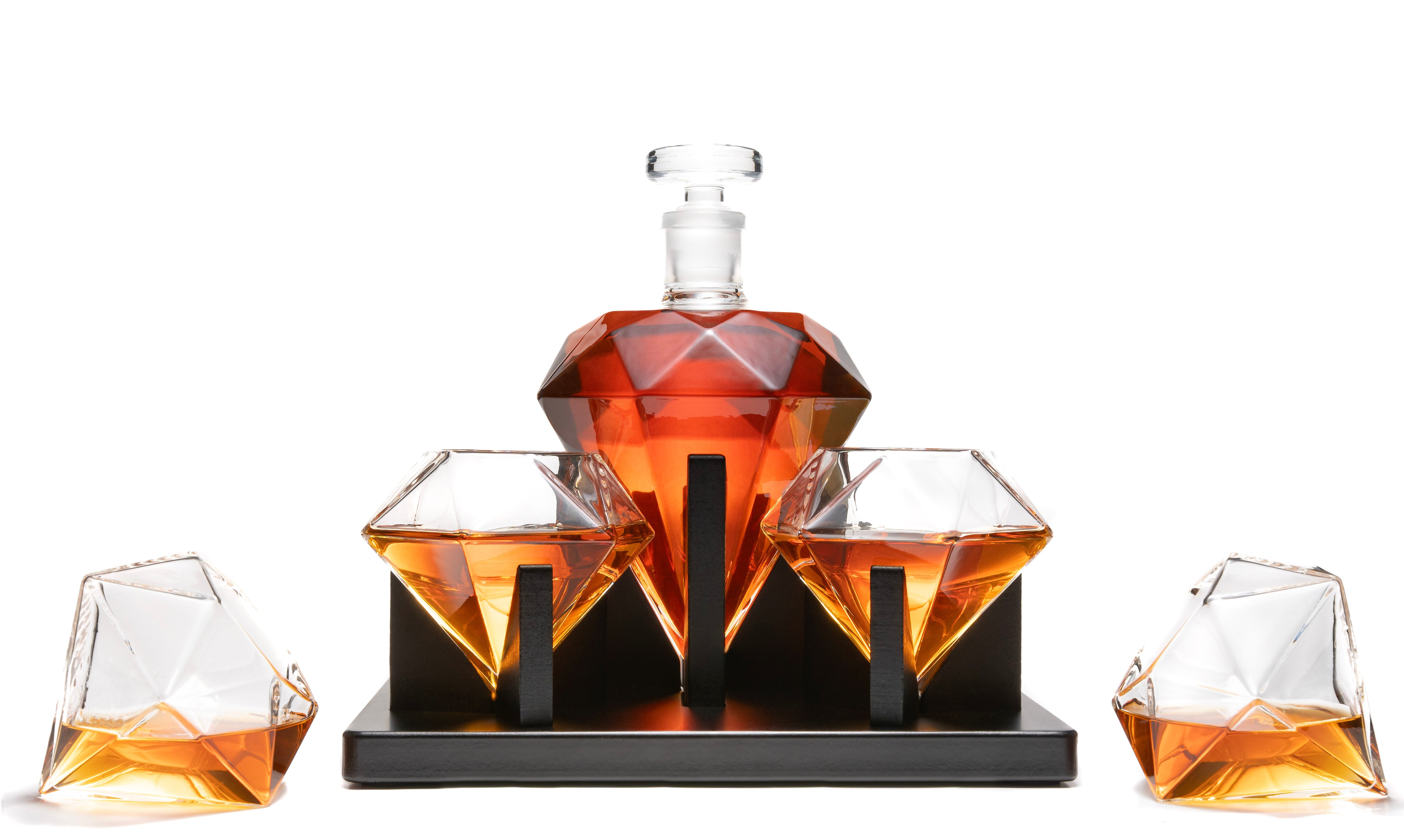 Don Vassie Diamond Shaped Decanter 850ml with 4 matching glasses and an intrinsically designed wooden display.