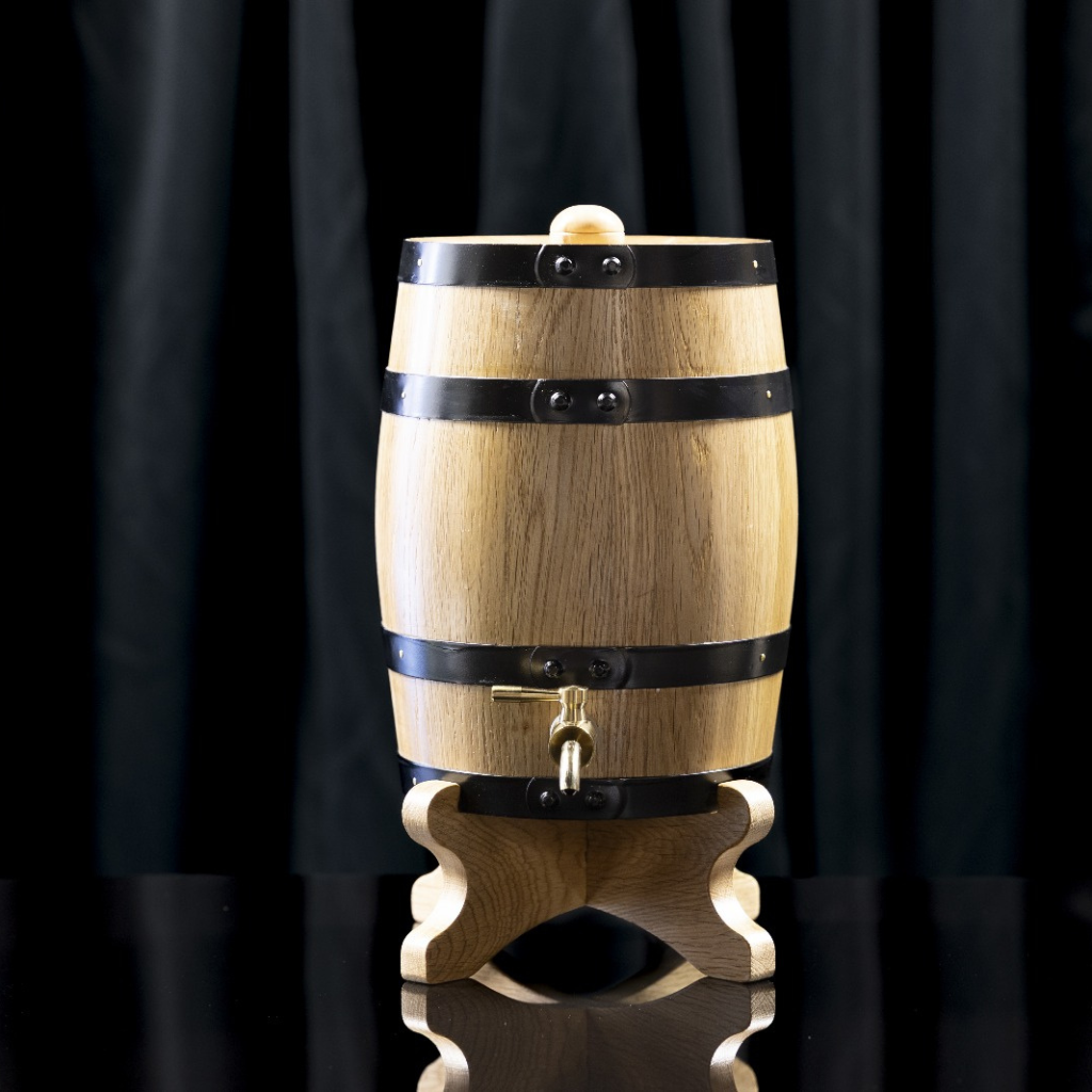 3L American UPRIGHT Oak Barrel with Metal Spigot – Medium Charred for Aging Wine, Whiskey,Port and Spirits