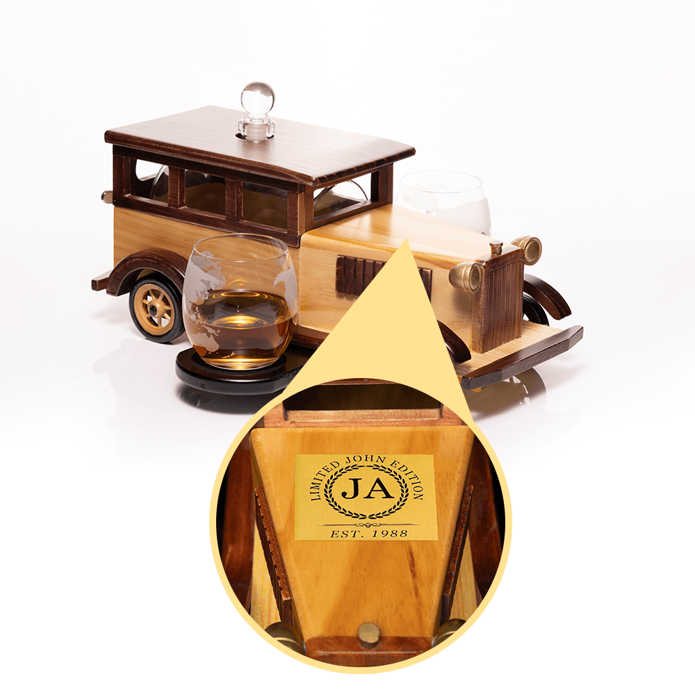 Custom Engraved Limited Edition Don Vassie Carriage Whisky Decanter 750ml with 2-10 oz Glasses-Pre order item Shipping starts 3rd December (will be delivered before 12 December)