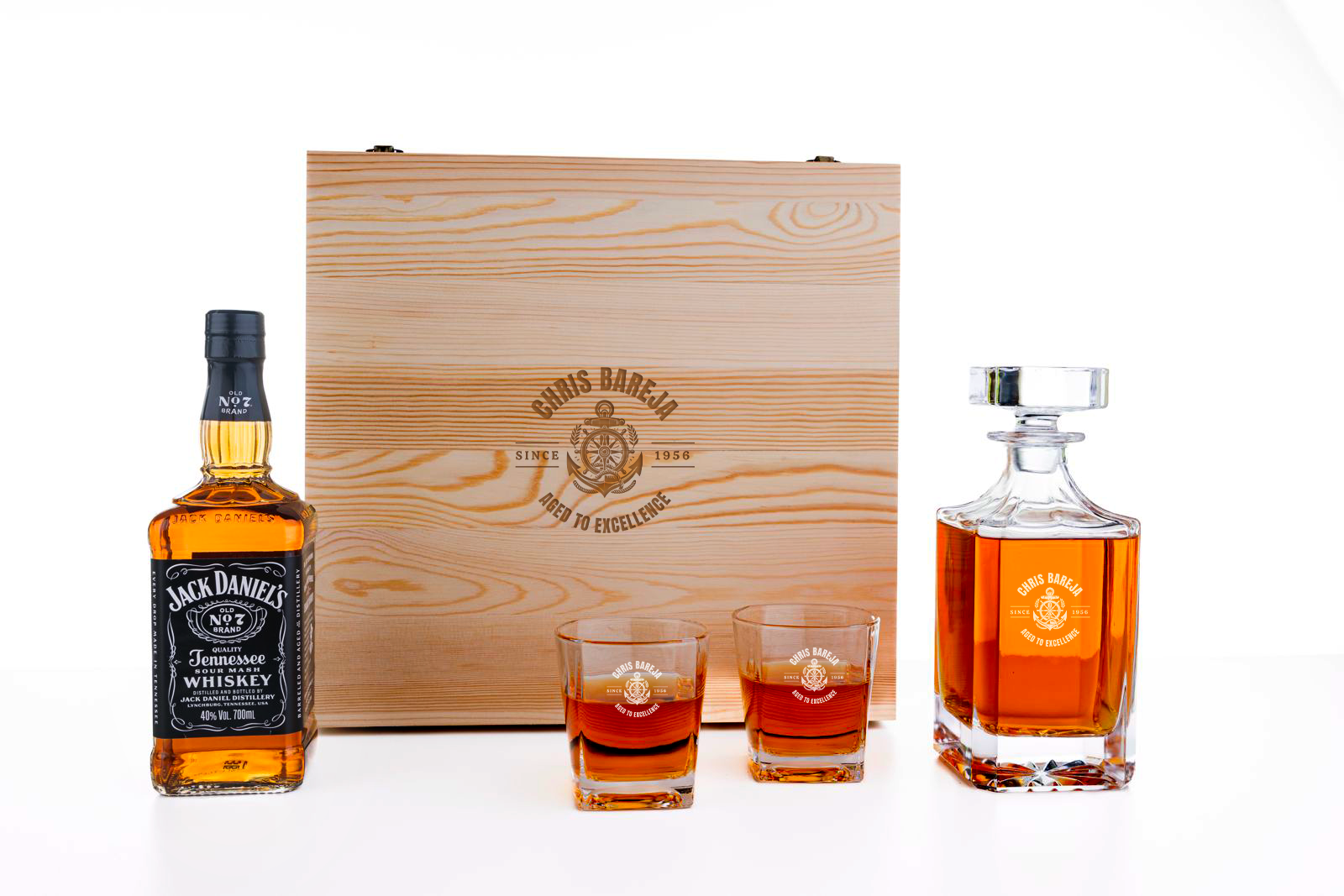 Jack Daniels Personalised Whisky Decanter Gift Set with Engraved Wooden Box