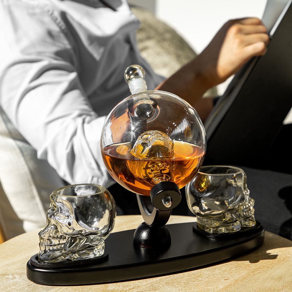 SKULL DECANTER SET11