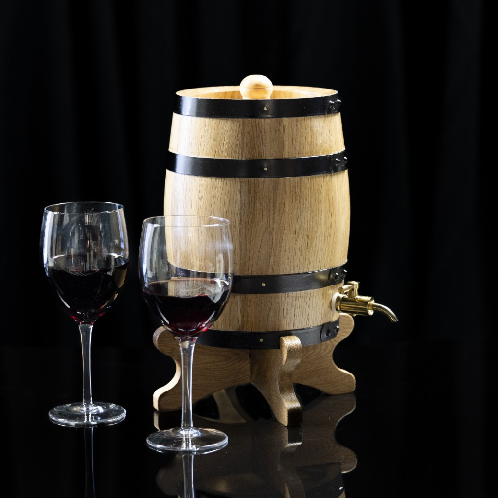 5L Artisan UPRIGHT American Oak Barrel with Metal Spigot – Perfect for Crafting Aged Wine,Port  and Whiskey